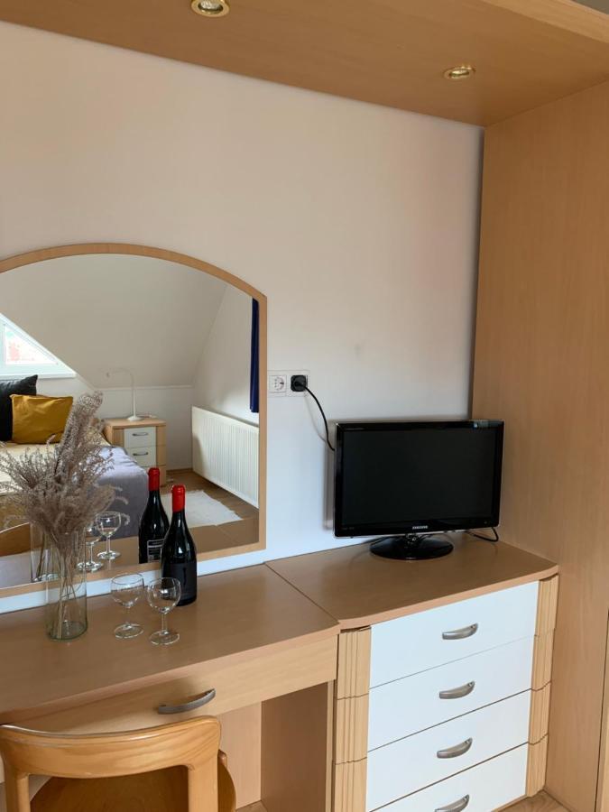 Lilium Villa Хевиз Экстерьер фото